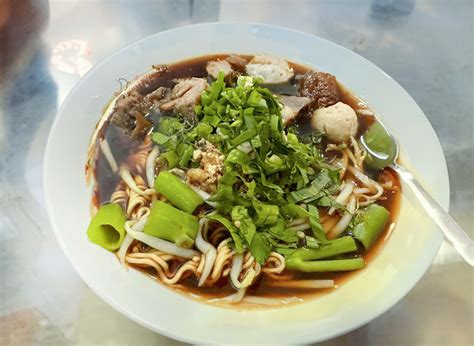  ก๋วยเตี๋ยวเนื้อเปื่อย Ji’an : ซดร้อนฉ่ำซุปเข้มข้น!